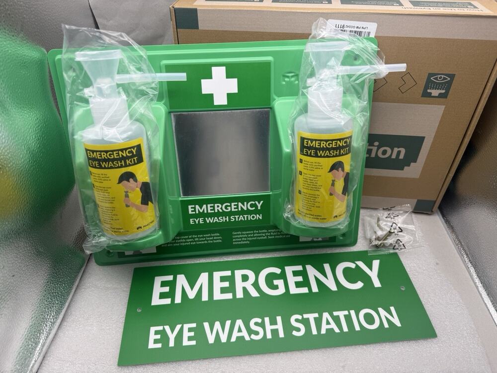 Eye Wash Station Portable Emergency Eye Wash Kit, Wall Mounted Eyewash Station..
